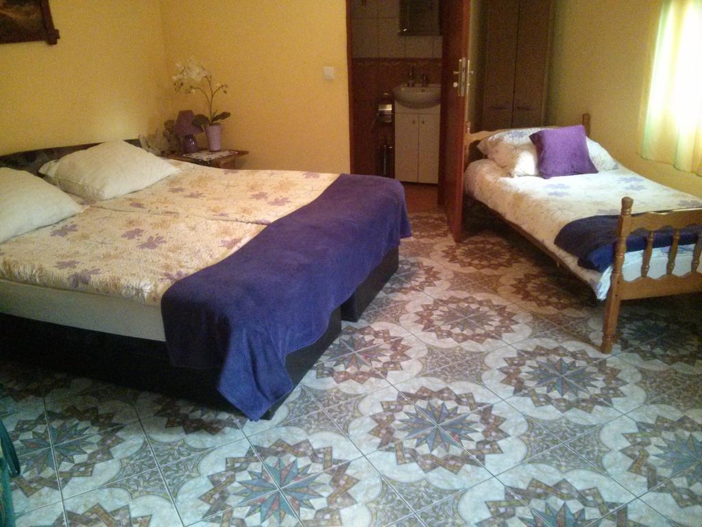 Zbojna Debra Bed & Breakfast Golejow Room photo